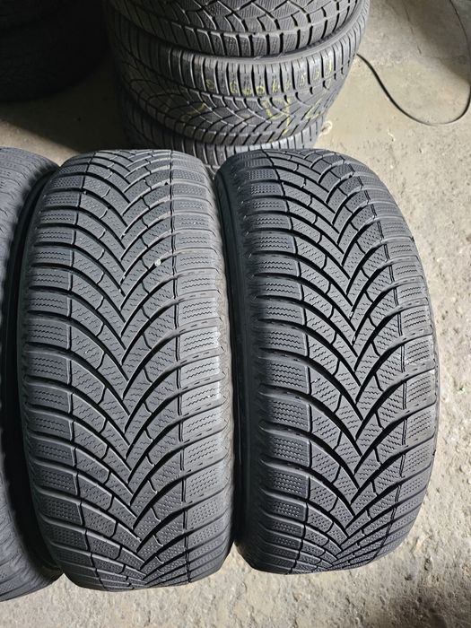 4 anvelope iarna 215 55 17 Semperit 2023