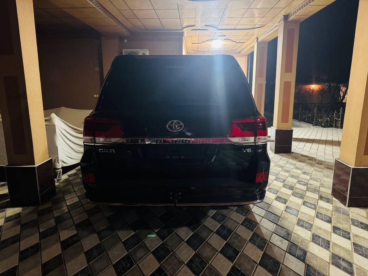 Land Cruiser 200