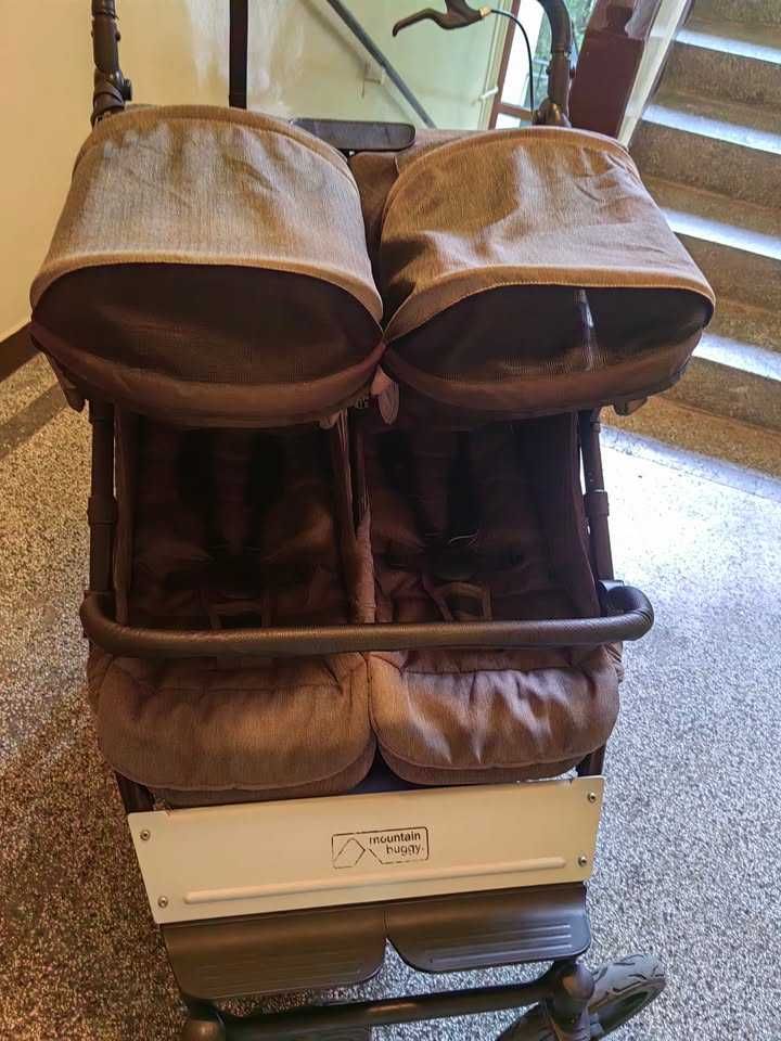 Mountain Buggy Количка Duet Luxury