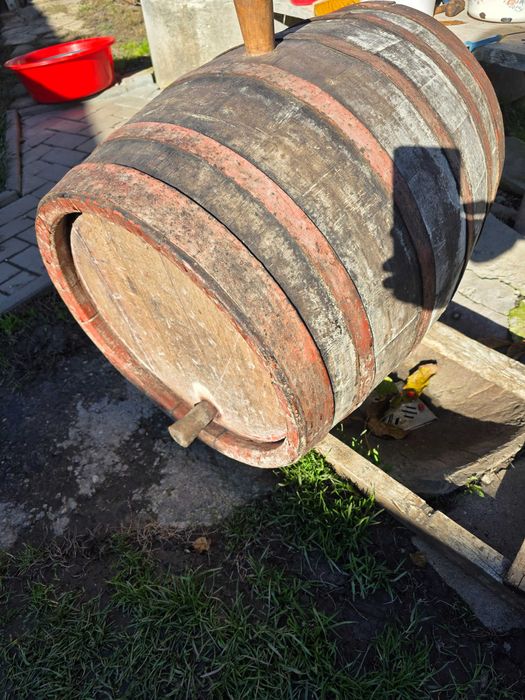 Butoi 200 litri din lemn