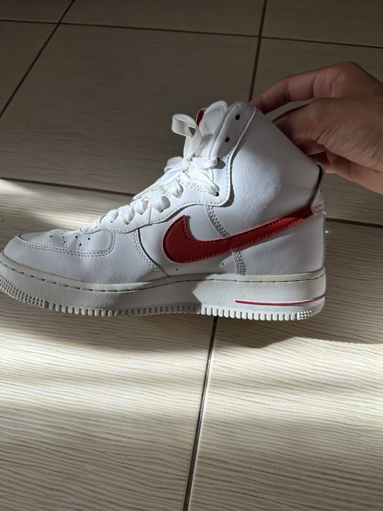 Adidasi Nike AirForce1 High
