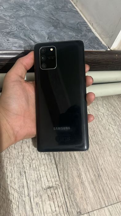 Samsung s10 Lite