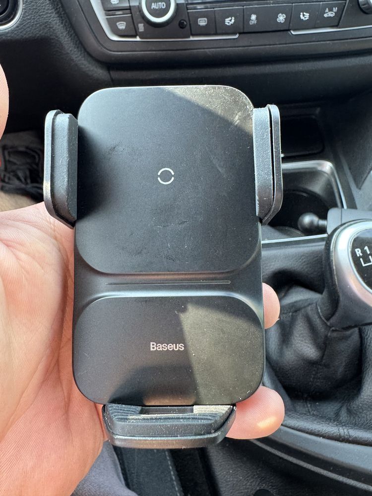 Baseus suport cu incarcare wireless