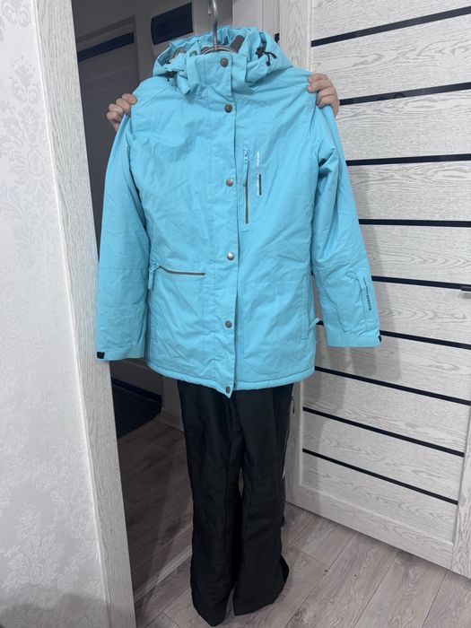 Продам лыжный костюм