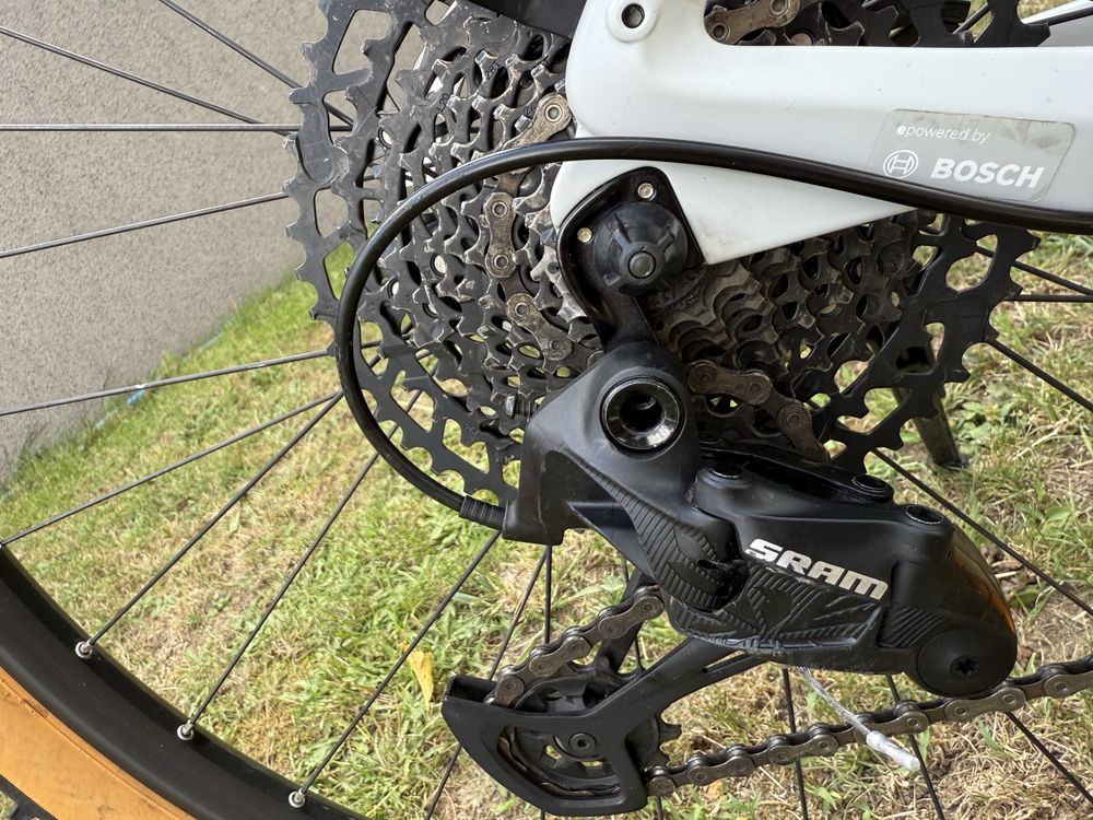 Bicicleta electrica Cube Reaction Pro