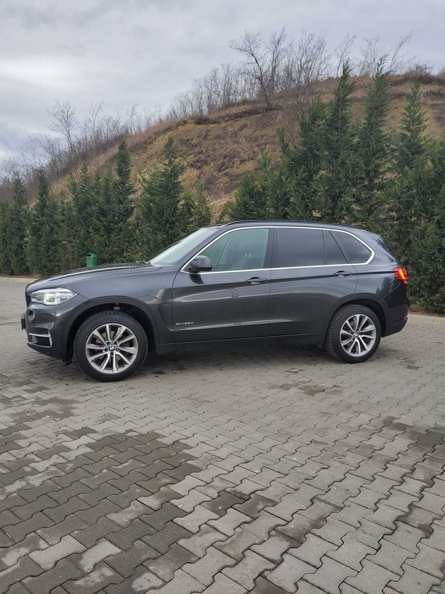 Vând BMW X5 xdrive