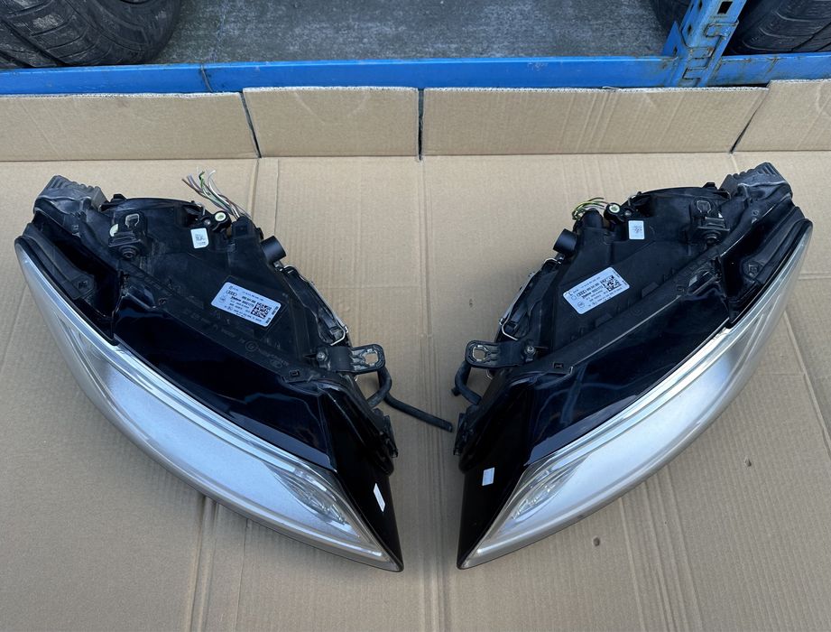 Faruri / Far stanga, Far dreapta Audi Q5 8R Facelift