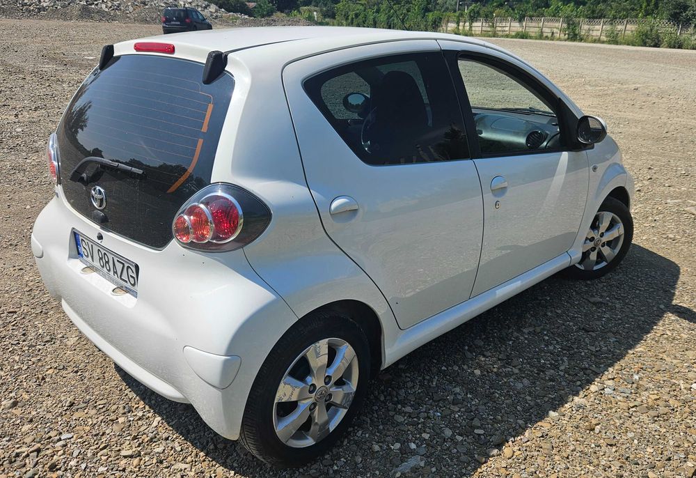 Toyota  cutie  Automata , an 2012