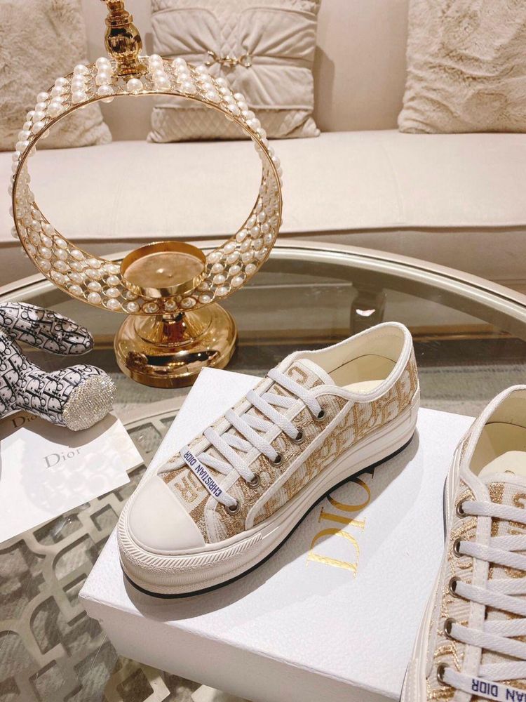 Обувки DIOR златни 24.6см