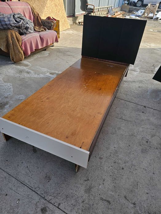 Отдам две односпальные кровати