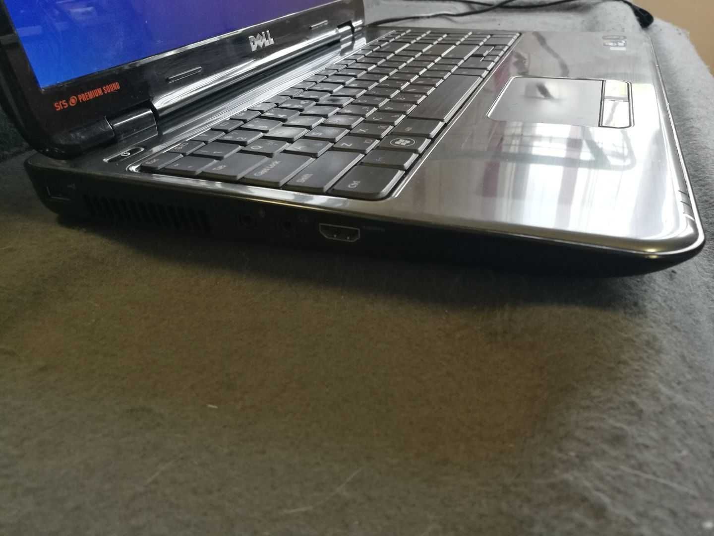 Продавам работещ лаптоп Dell Inspiron N5010, 15 инча