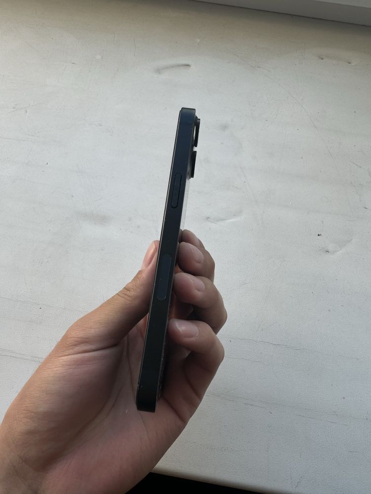 Iphone 13 продается