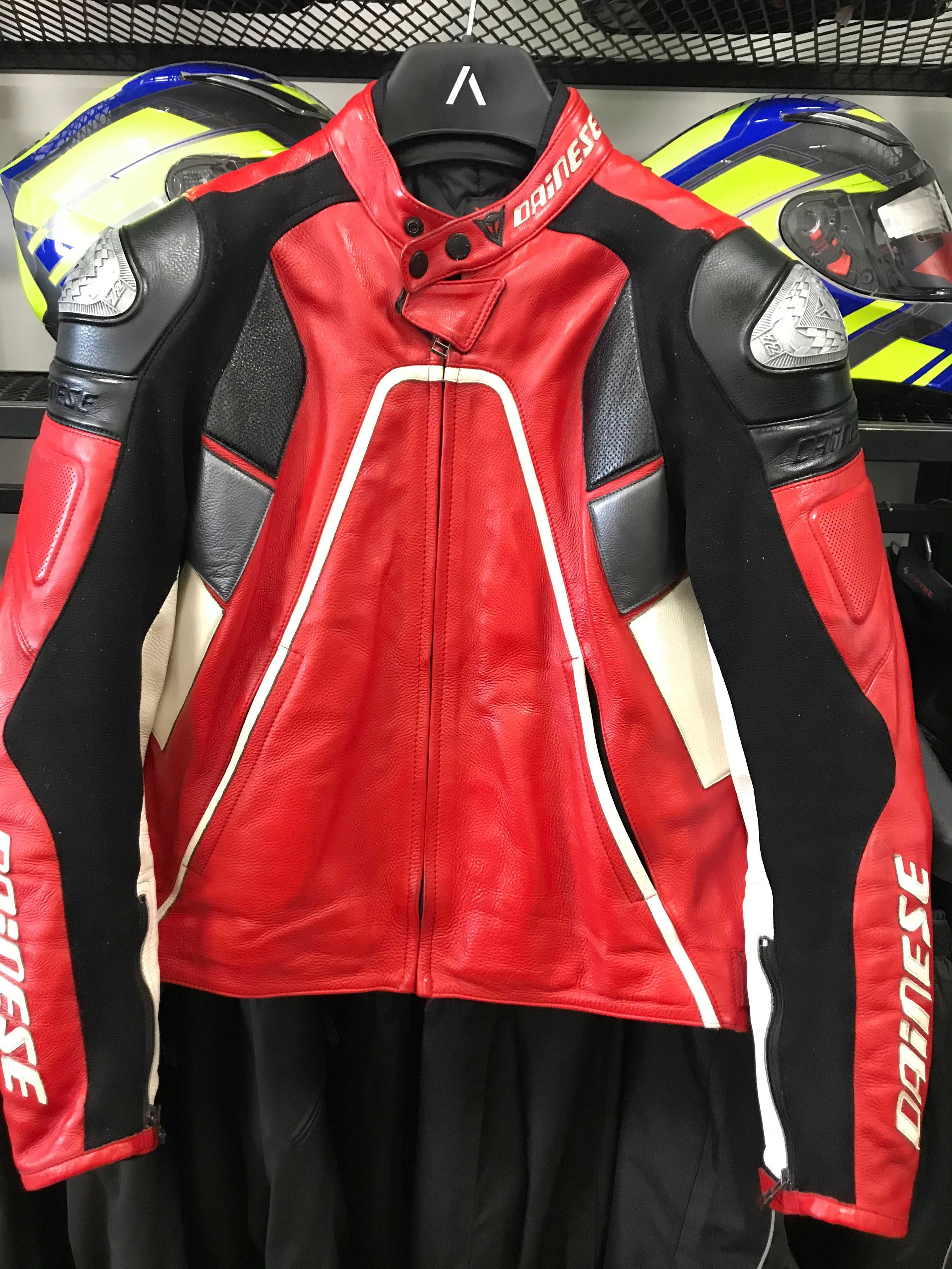 Кожено яке за мотор DAINESE  AVRO D1 размер 54-L,оригинално,като ново