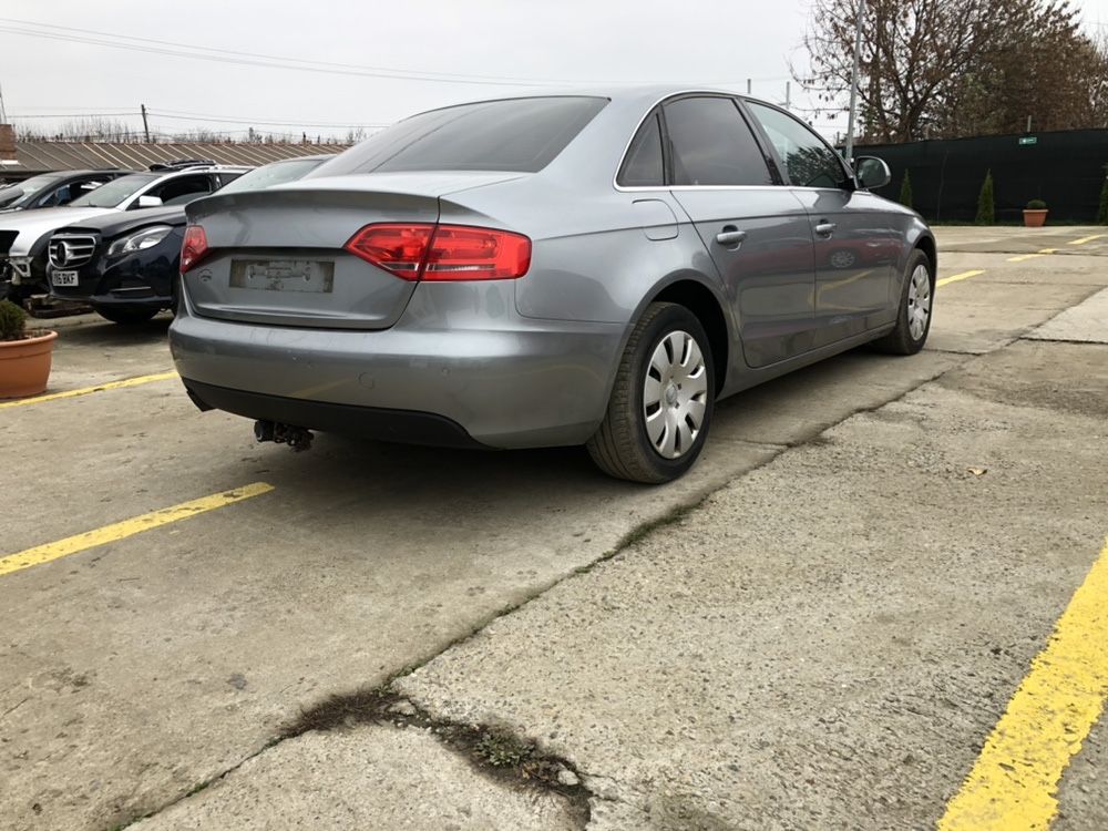 Ușă dreapta spate Audi A4 B8  2009