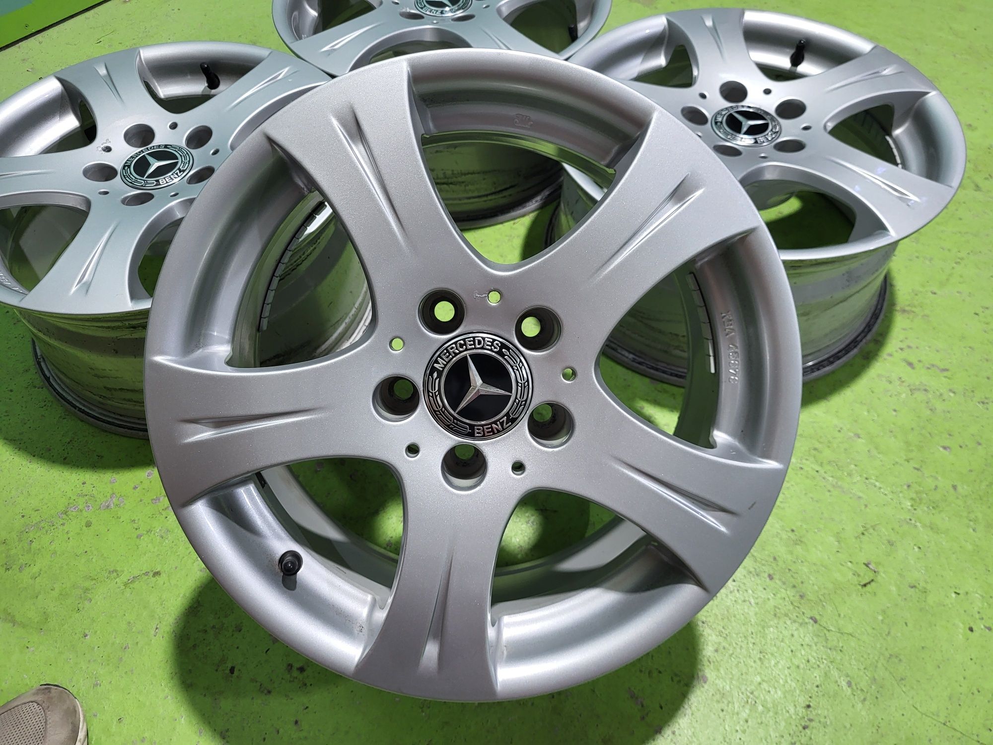16 5x112 Mercedes E Class C Class лети джанти  5х112