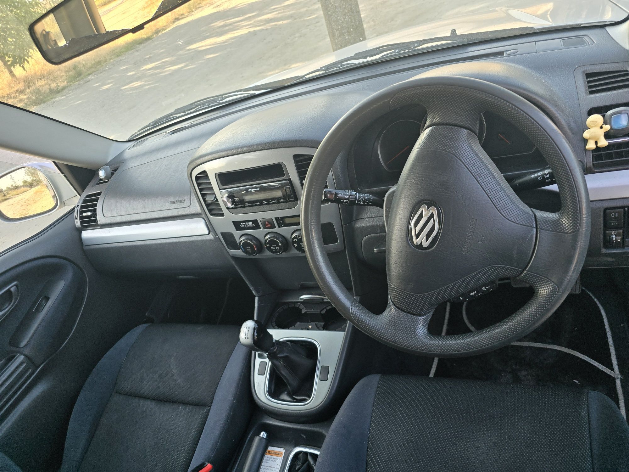 Suzuki grand vitara 2.0i 2005 на части