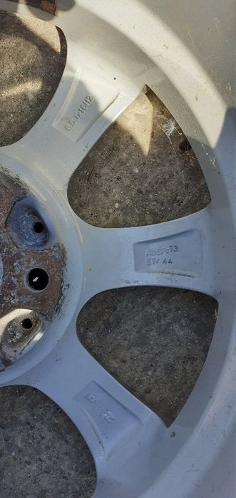 Джанти Toyota 16R