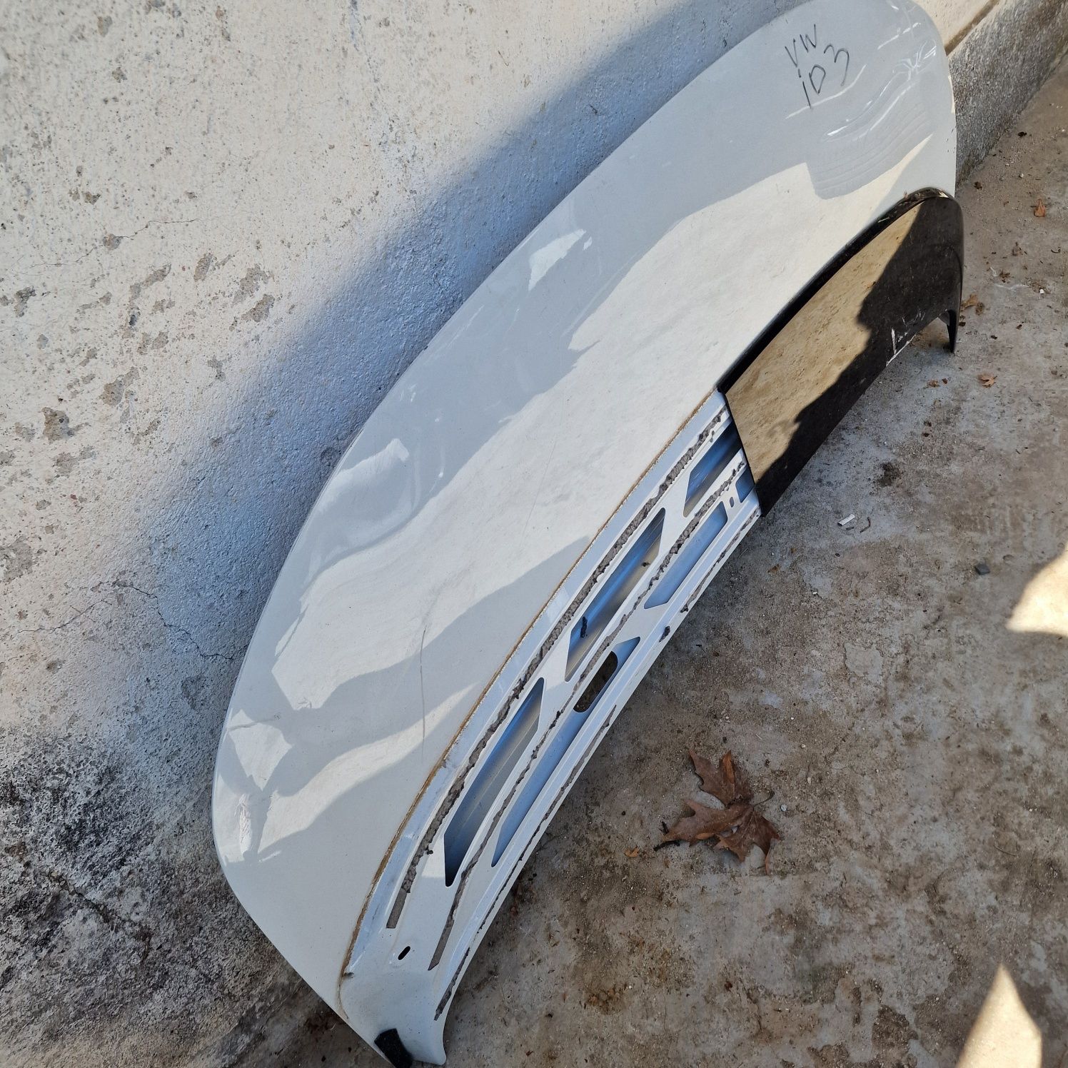 VW ID3 преден капак