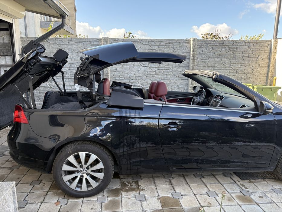 Volskwagen Eos.