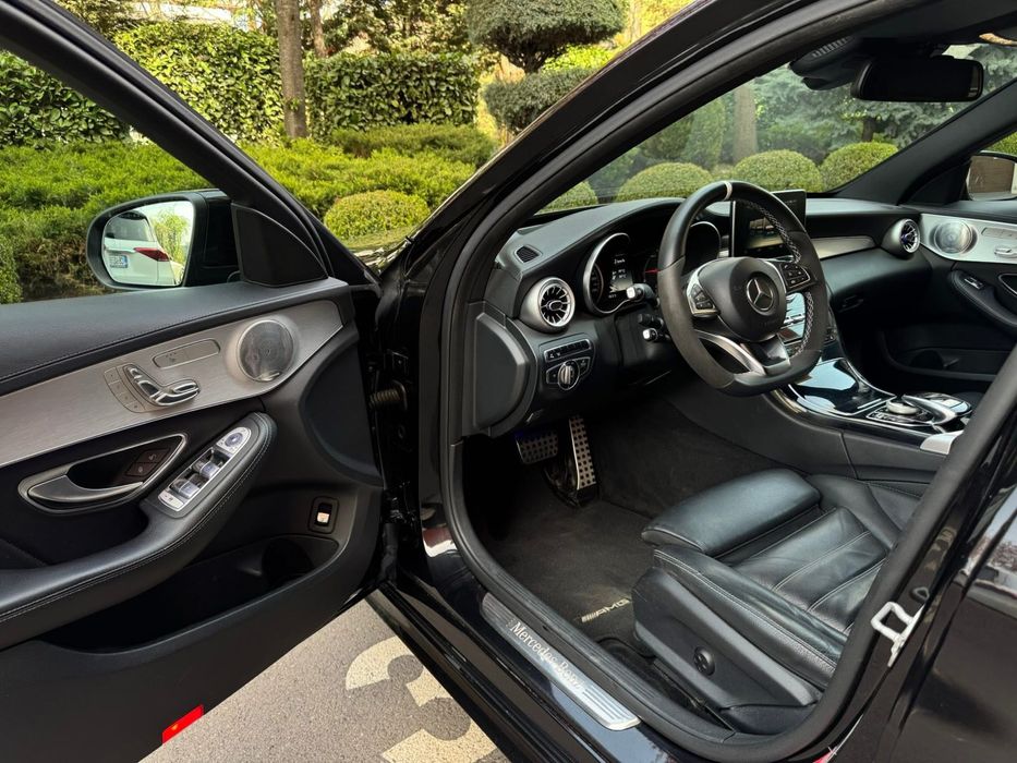 Mercedes C220d / AMG 6.3 s line / Keyless / Distronic / Head-up