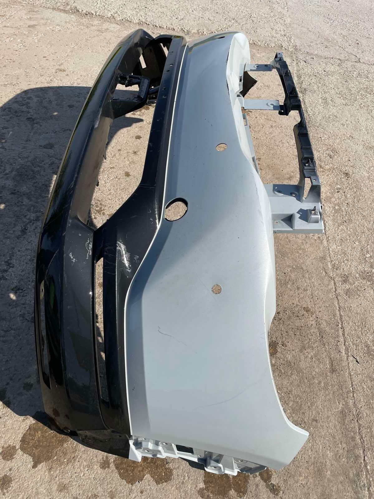 DN4L-50031 предна броня от Mazda MX-30 2022 г.