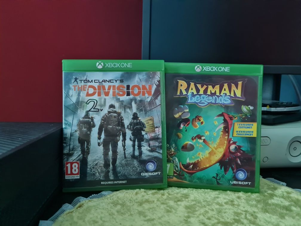 Xbox One 360gb .