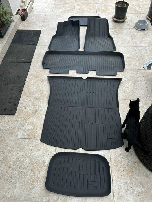 Set covorase 6 piese Tesla Model Y