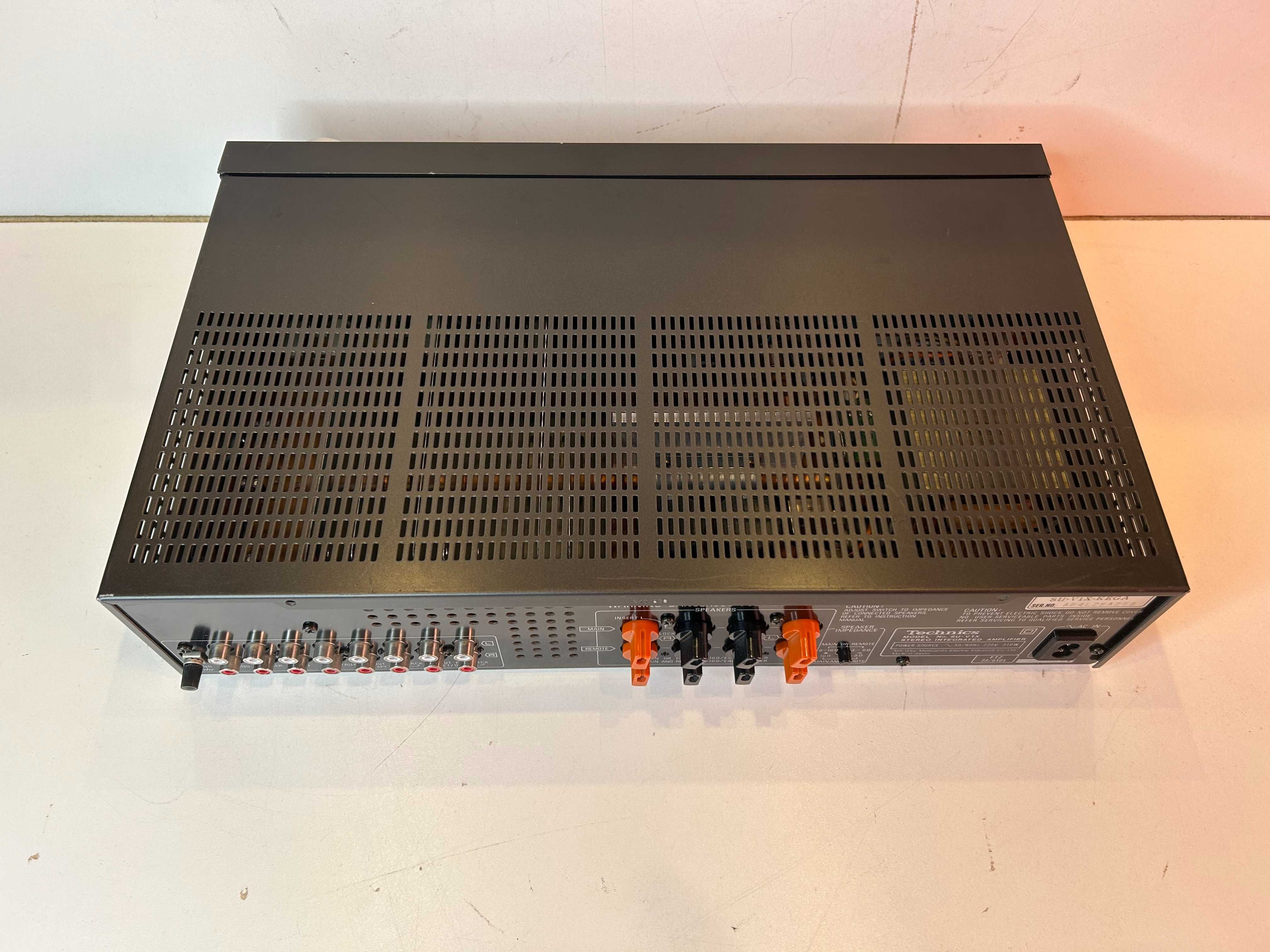 Vand amplificator Technics SU-V1X Vintage