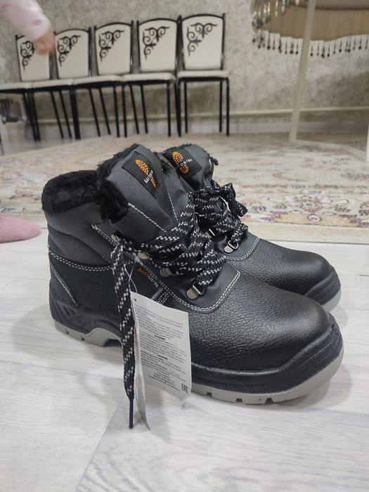 Спецобувь новый 44 размер