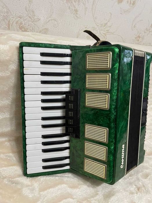 Продам Аккордеон в хорошем состоянии