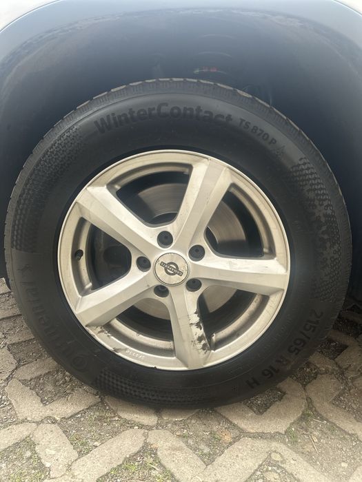 Зимни Гуми сДжанти 215/65 R16