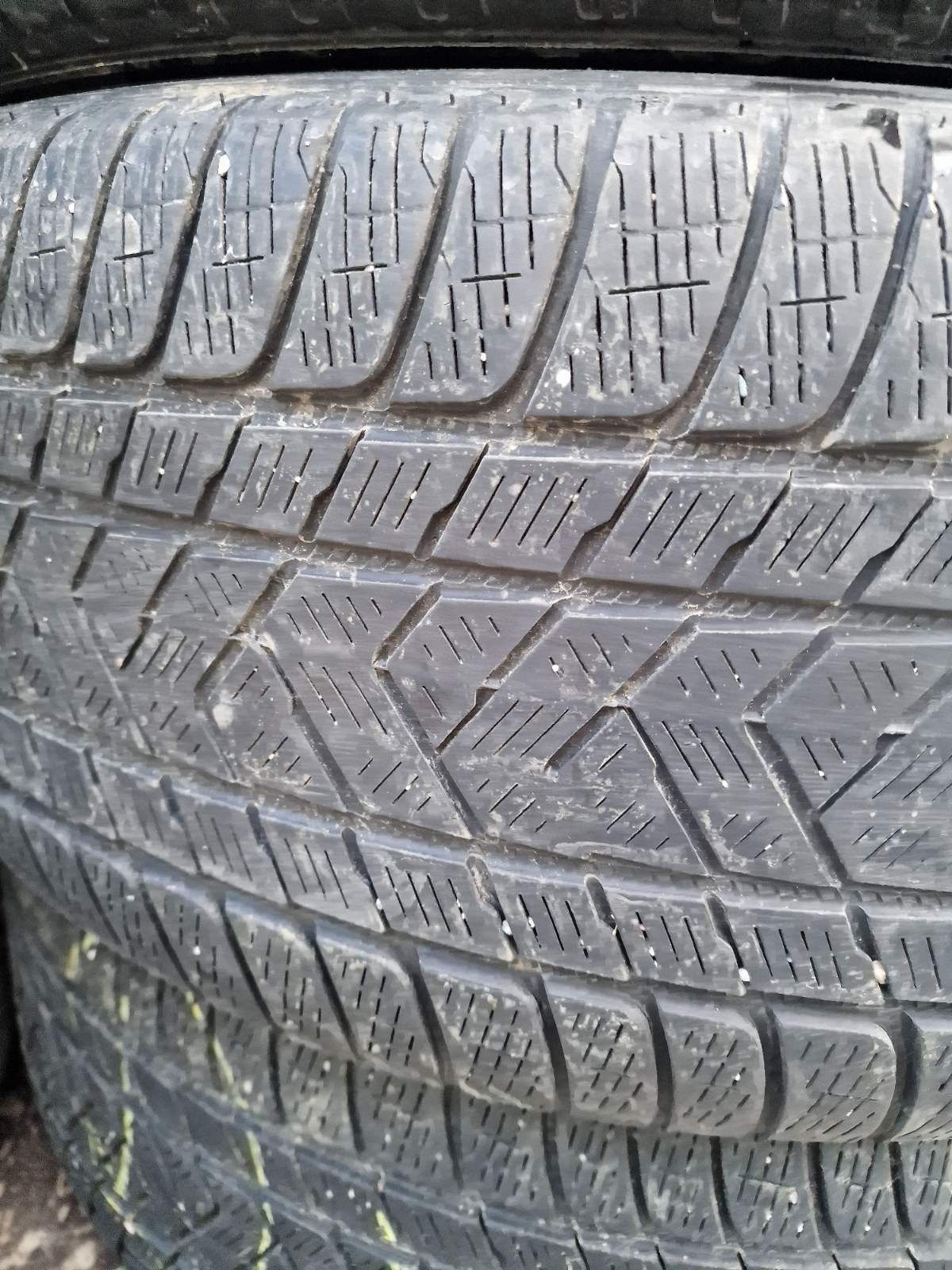 275/50R21 Pirelli Scorpion