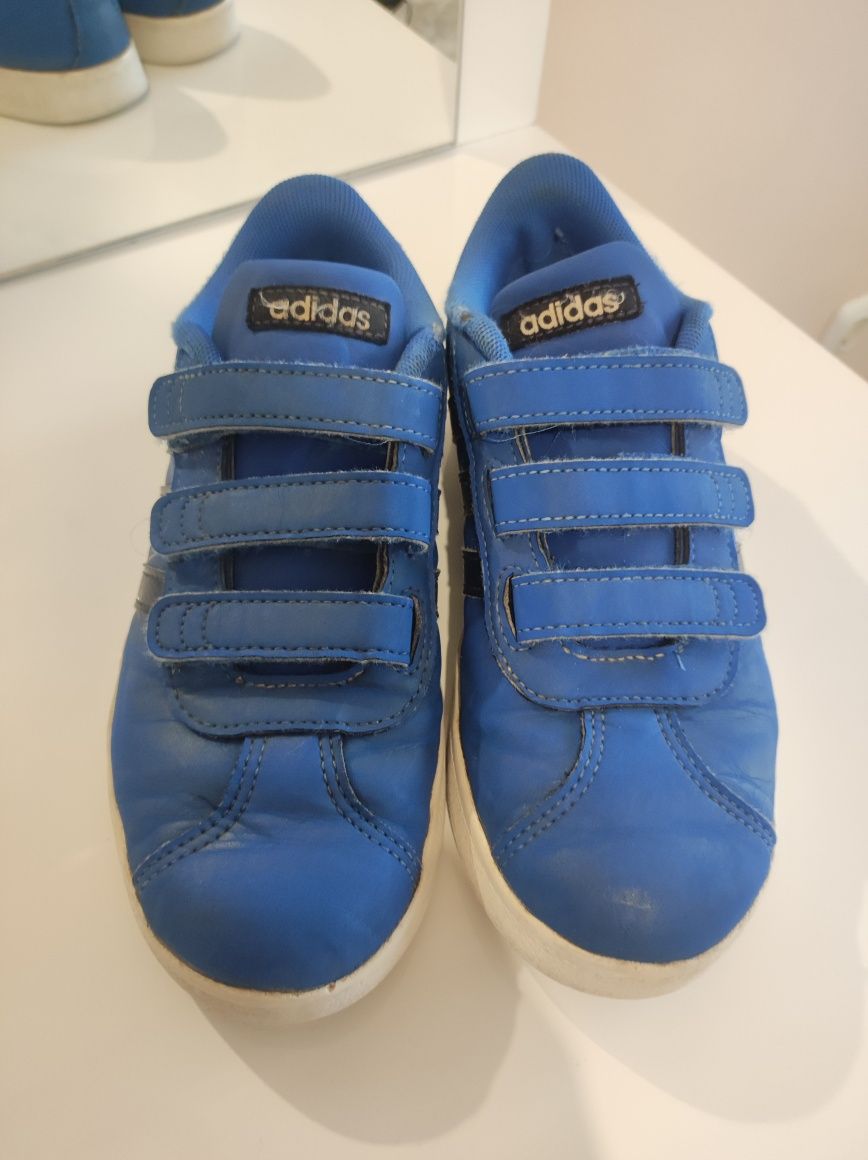 Маратонки adidas номер 34