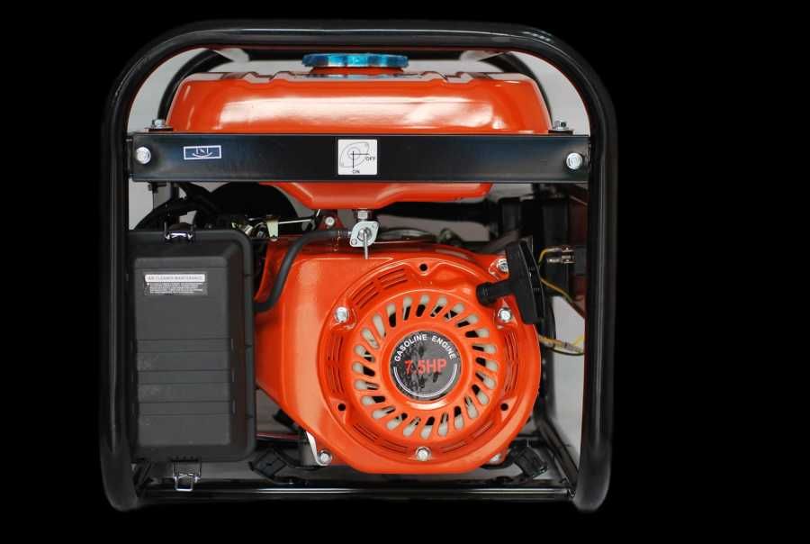 Генератор за ток 3 kW, 7.5 HP, бензинов, монофазен, 2 години гаранция