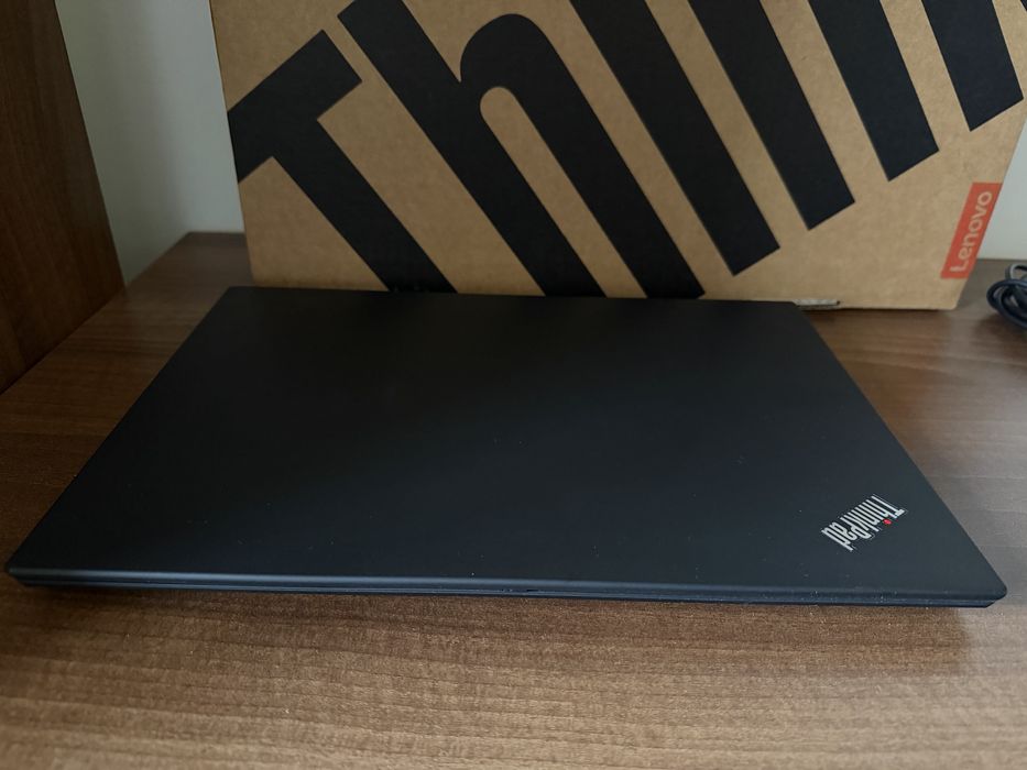 Laptop Lenovo vPro ThinkPad T14 Gen2, 16GB RAM, i5, 1TB NVMe SSD