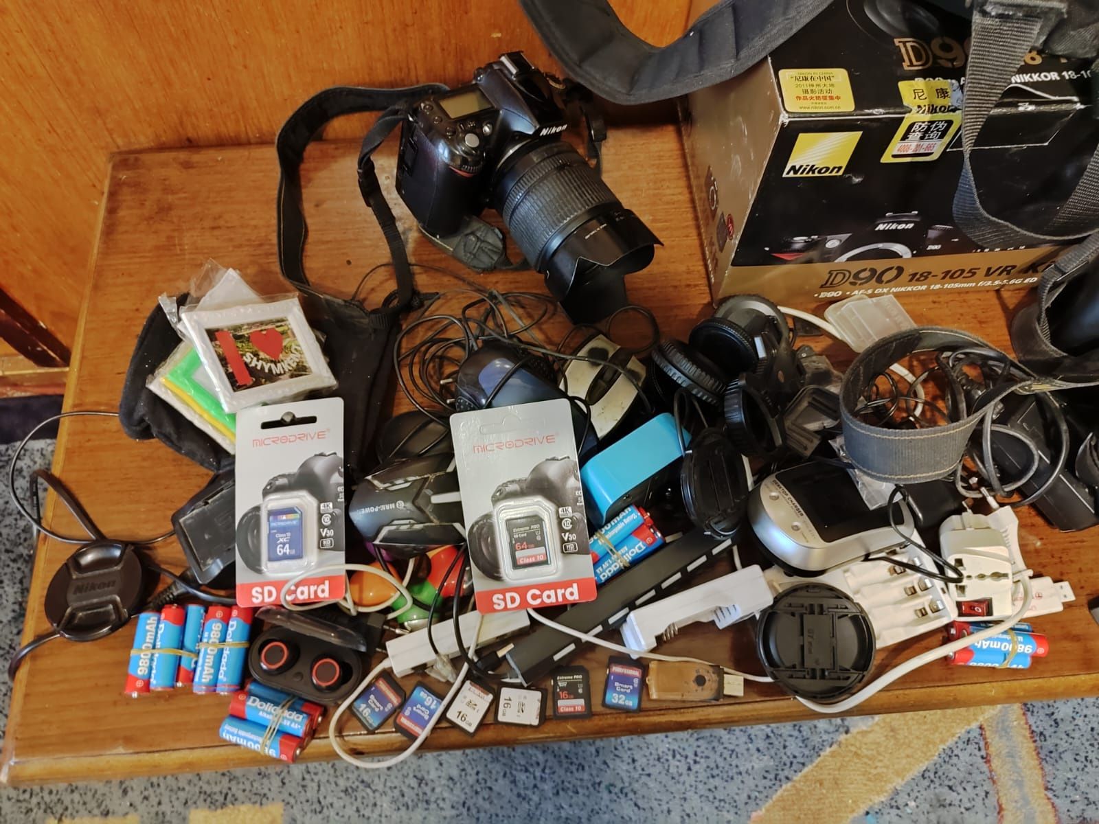 Nikon d90  5 штук и два принтера с ноутбуком