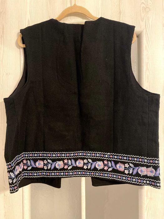Vesta traditionala. Noua. Marimea XXL