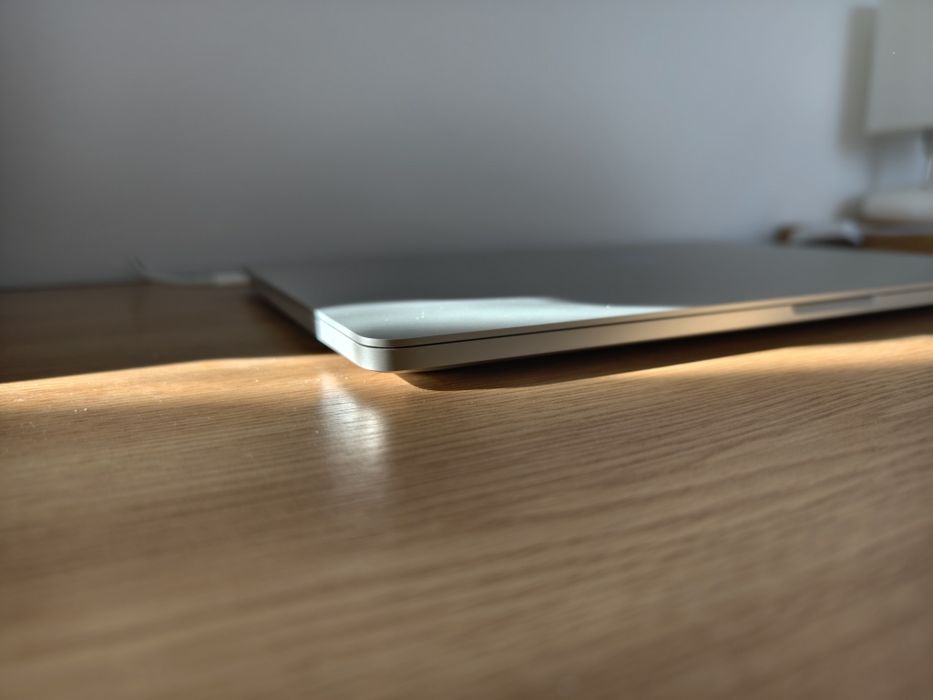 MacBook Pro 16 inch i7 2019