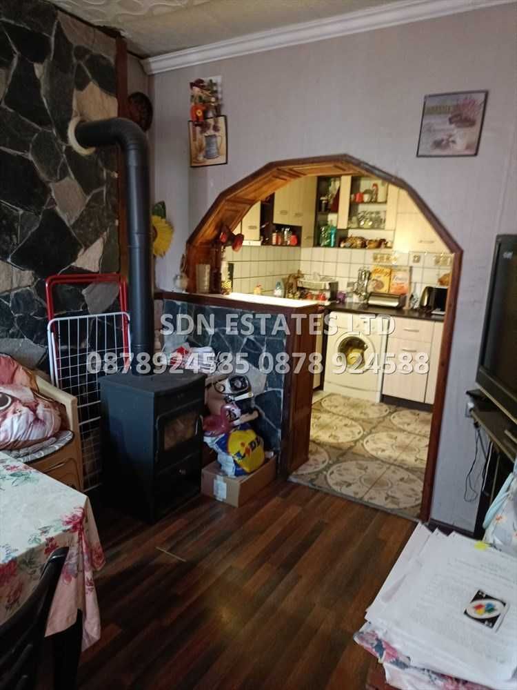 Продава се Етаж от къща в Казанлък - 75 кв.м за 918 €/кв.м - Снимка #3