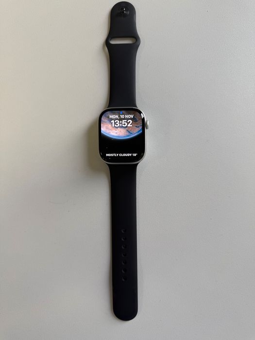 Часовник - Ейпъл уоч 10