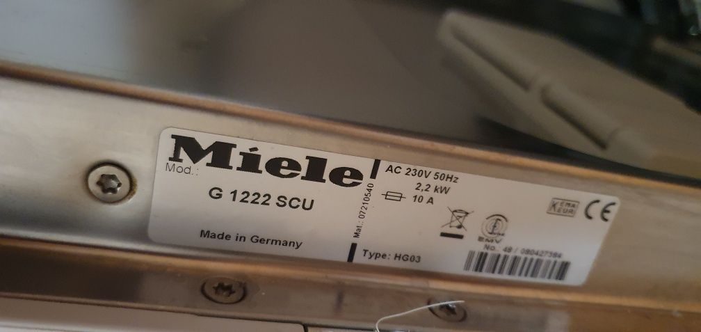 Съдомиялна за вграждане Miele