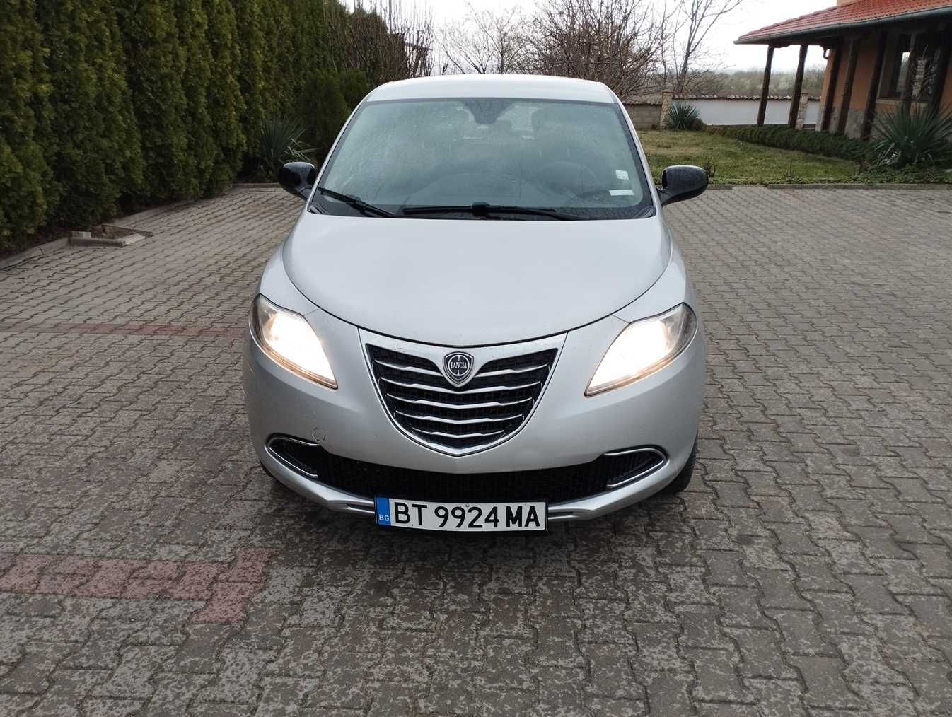 Продава Lancia Ypsilon 0.9 CNG Evro5B