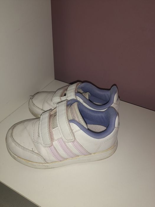 Детски маратонки Адидас номер 25,5