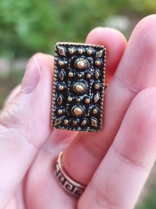 Vechi inel etnic din bronz