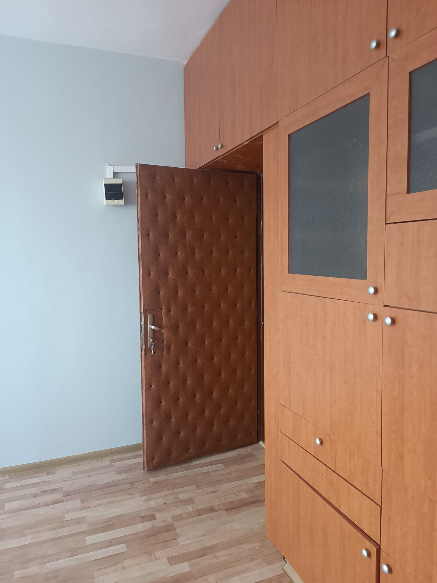 Под наем офис гр Кърджали