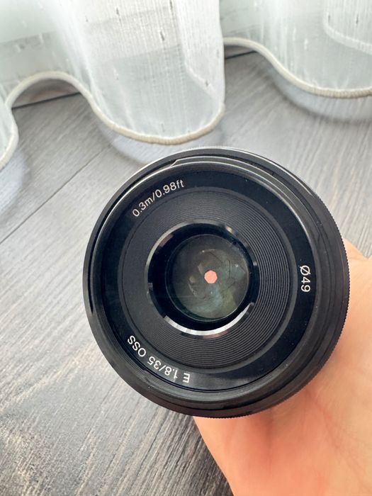 Obiectiv Sony 35mm f/1.8 OSS – stare impecabilă | Oradea