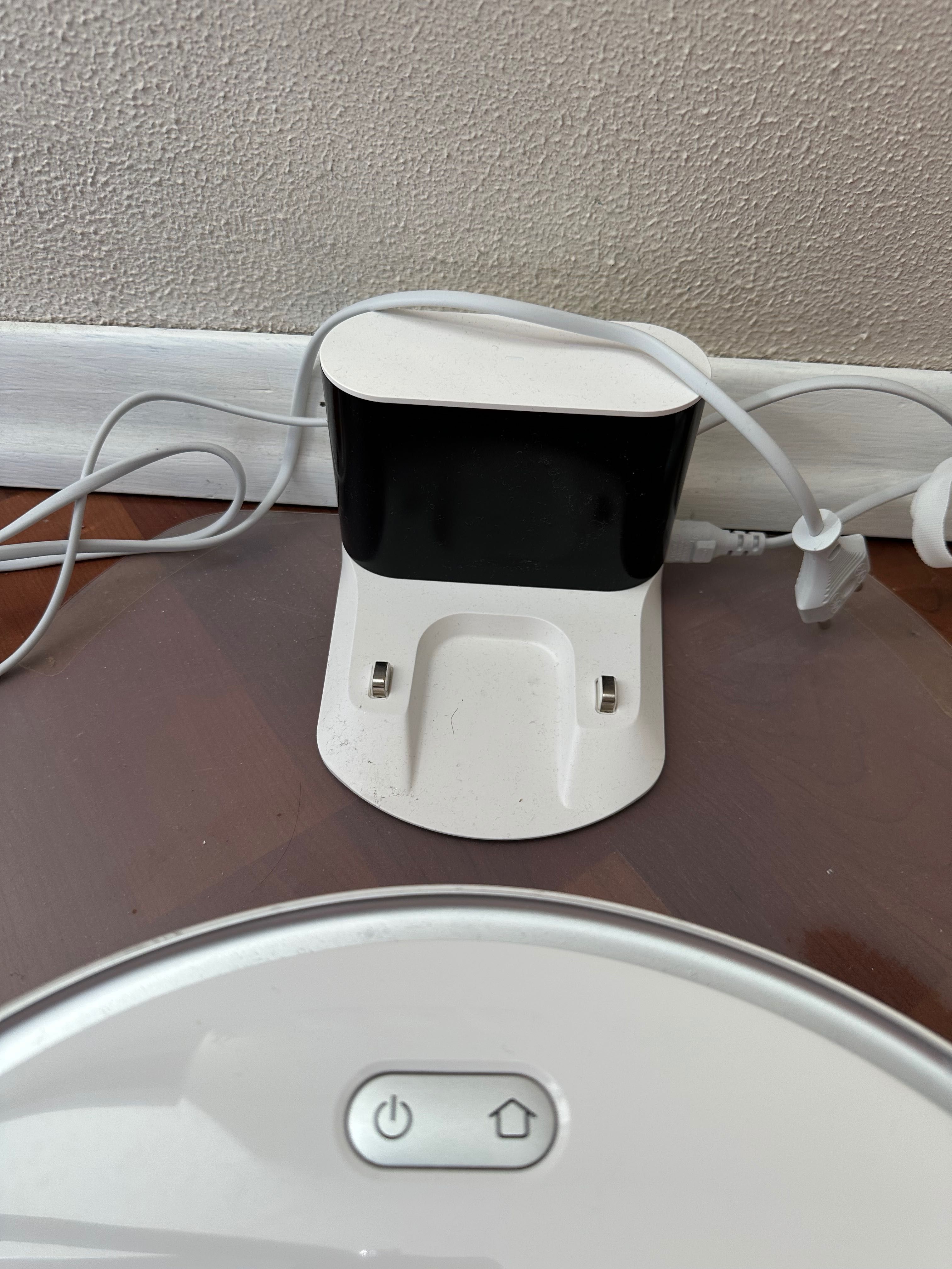 Батарейка, станция для робота пылесоса roborock