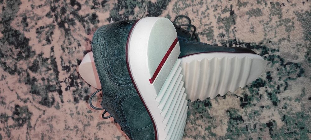 Pantofi noi 44 Lloyd