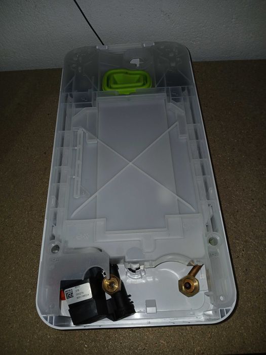 Boiler instant electric Bosch TR5001R, 15/18/21 kW, 400V, alb