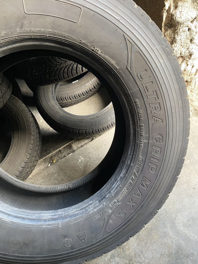 2 anvelope camion tractiune 315/70/22.5 , GoodYear !